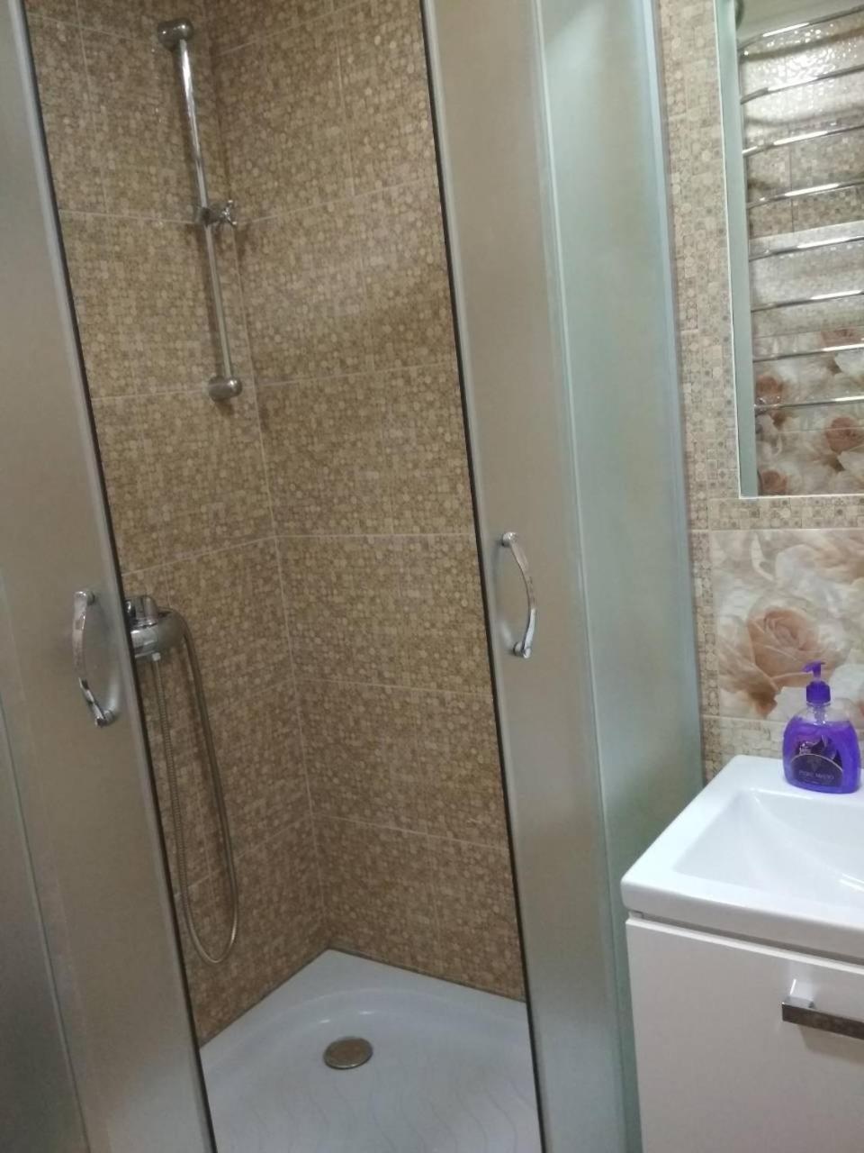 Apartments In The Center Maidan Rivne Ngoại thất bức ảnh